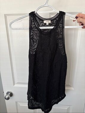 Wilfred Black Lace Overlay Tank